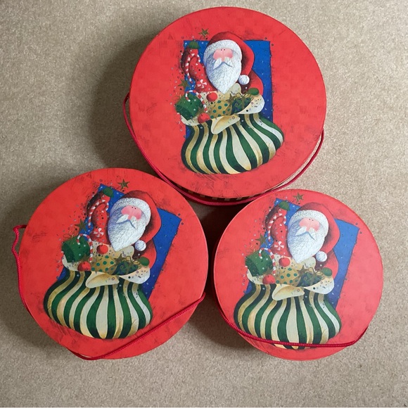 Christmas Santa Stackable Nesting Boxes Set
Of 3 Holiday Gift Hat Box - Picture 7 of 7